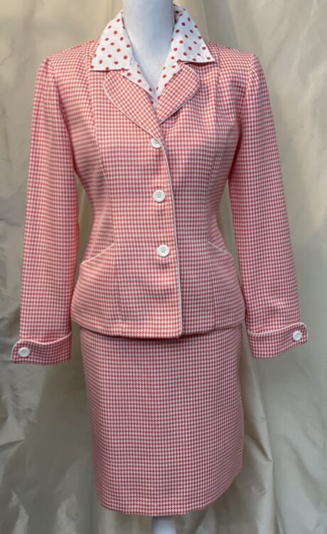 PINK_WHITE CHECKED SUIT 1